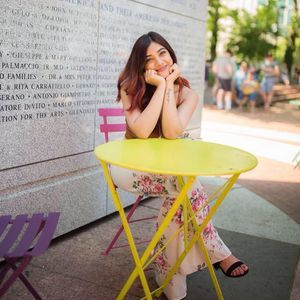 Meet your Posher, Himali